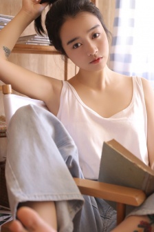 免费观看美女裸身视频